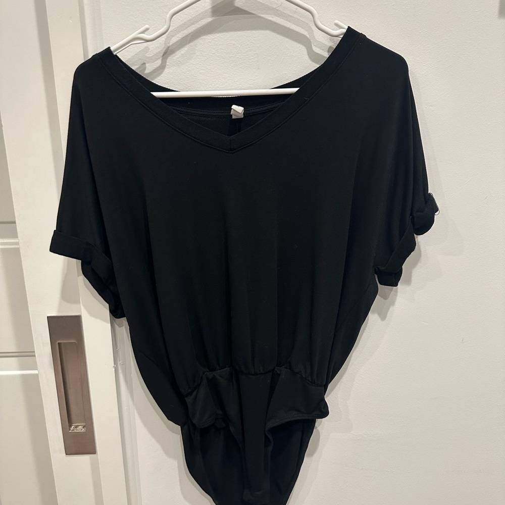 Wishlist Elegant Black Short Sleeve Bodysuit